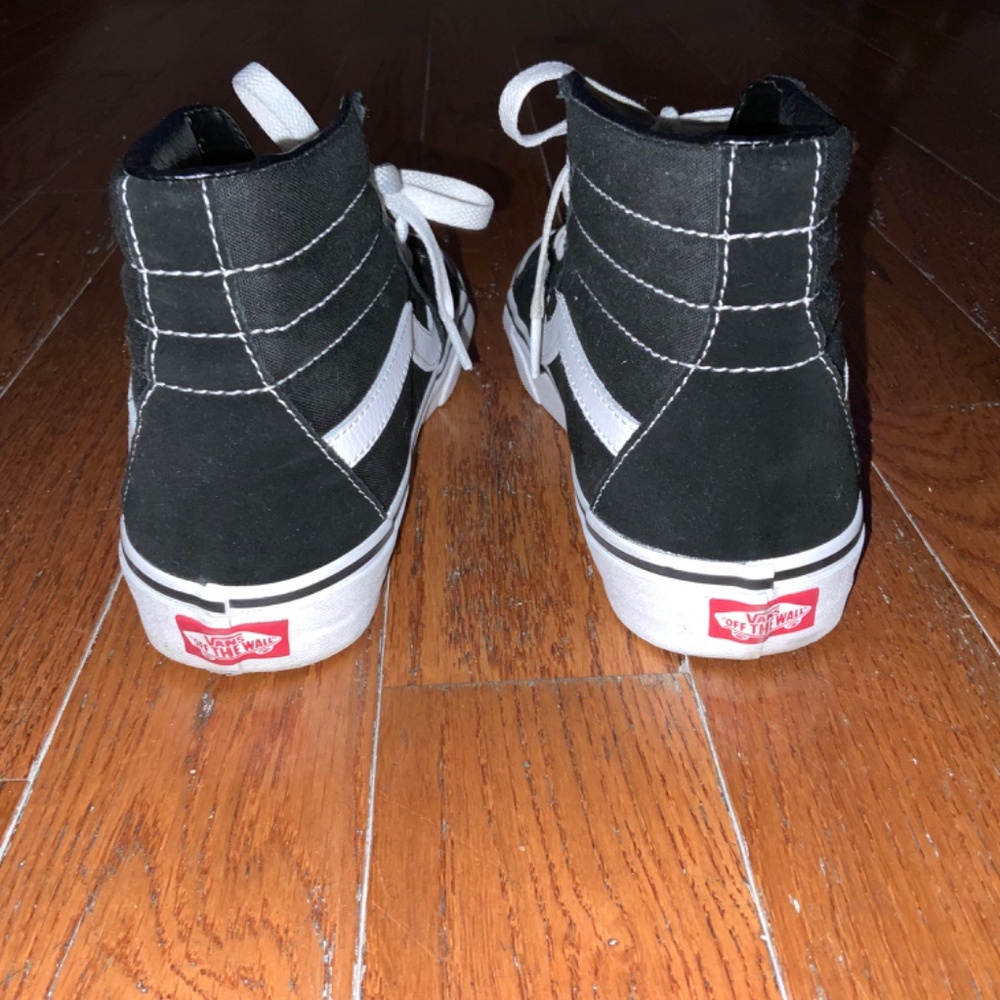 Sneakers - Picture 3 of 3